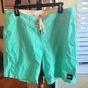 Mens Quiksilver boardshorts